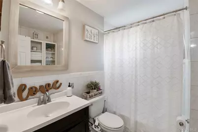 277 Horseblock Road, Farmingville, NY 11738 - Photo 17