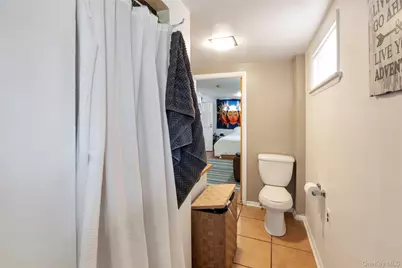 277 Horseblock Road, Farmingville, NY 11738 - Photo 21