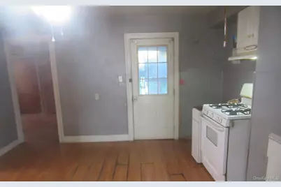 29 Henry Street, Kingston, NY 12401 - Photo 3