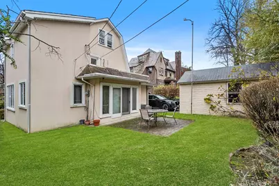 83-47 Abingdon Road, Kew Gardens, NY 11415 - Photo 17