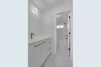 478 W Central Avenue #203, Monsey, NY 10977 - Photo 25