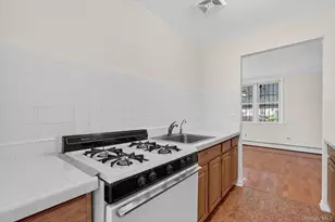 1042 Fox St, Bronx, NY 10459 - Photo 11