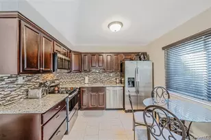 40 W 4th St, Patchogue, NY 11772 - Photo 9