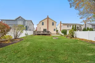 1617 Richard Ave, Merrick, NY 11566 - Photo 31