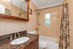 31 Piave Terrace, Lindenhurst, NY 11757 - Photo 9