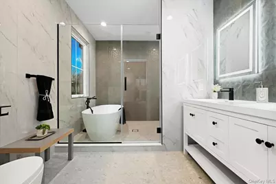 267 Sprucewood Drive, Levittown, NY 11756 - Photo 27