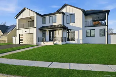 267 Sprucewood Drive, Levittown, NY 11756 - Photo 3