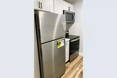 130 Colonial Parkway #1C, Yonkers, NY 10710 - Photo 3