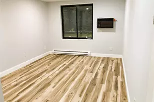 130 Colonial Pkwy, Yonkers, NY 10710 - Photo 9