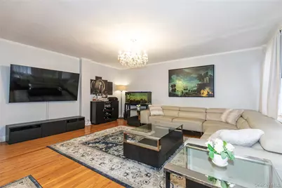 6-8 Wooleys Lane #B-34, Great Neck, NY 11023 - Photo 7