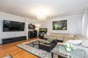 68 Wooleys Ln, Great Neck, NY 11023 - Photo 7