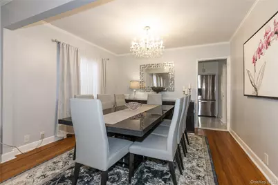 6-8 Wooleys Lane #B-34, Great Neck, NY 11023 - Photo 9