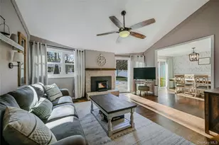 4 Park Rd, Rocky Point, NY 11778 - Photo 9