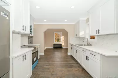 123 4th Avenue, Huntington, NY 11746 - Photo 23