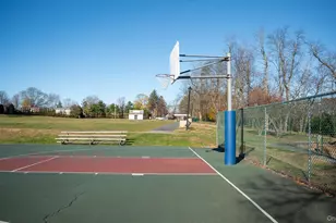 614 Woodland Hills Rd, White Plains, NY 10603 - Photo 21