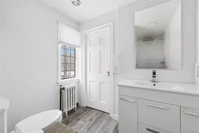 46 E Hyatt Avenue, Mount Kisco, NY 10549 - Photo 17