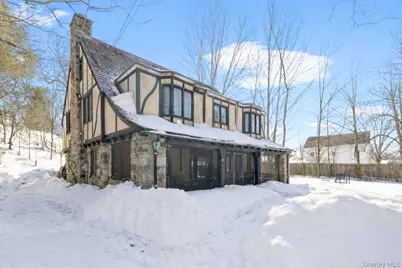 46 E Hyatt Avenue, Mount Kisco, NY 10549 - Photo 29