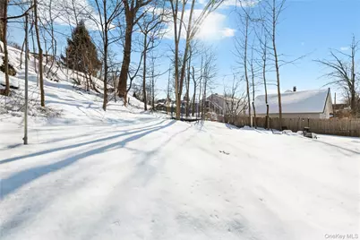 46 E Hyatt Avenue, Mount Kisco, NY 10549 - Photo 27