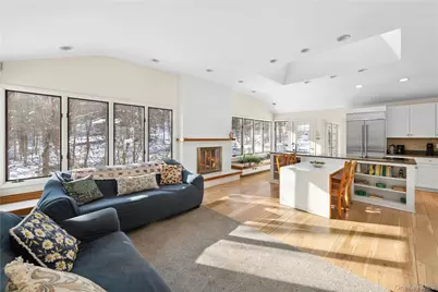 56 Brandon Drive, Mount Kisco, NY 10549 - Photo 5