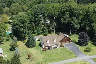 138 Round Hill Rd, Walden, NY 12586 - Photo 3