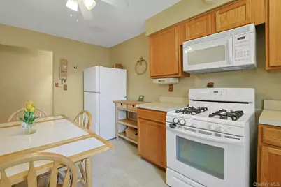 205 Sneden Place W #205, Spring Valley, NY 10977 - Photo 11