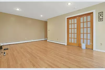 205 Sneden Place W #205, Spring Valley, NY 10977 - Photo 5