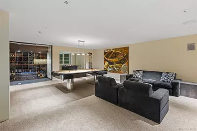 106 Premium Point, New Rochelle, NY 10801 - Photo 33