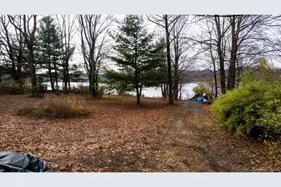 304 Round Lake Terrace, Monroe, NY 10950 - Photo 5