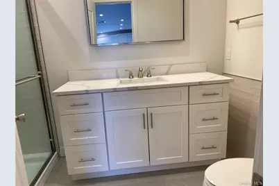 840 Montauk Highway #3C, Copiague, NY 11726 - Photo 11