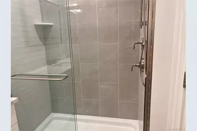 840 Montauk Highway #3C, Copiague, NY 11726 - Photo 9