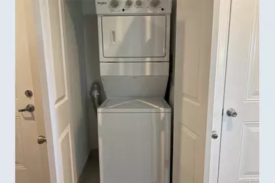 840 Montauk Highway #3C, Copiague, NY 11726 - Photo 11