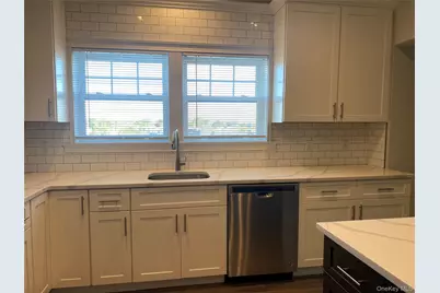 840 Montauk Highway #3C, Copiague, NY 11726 - Photo 7