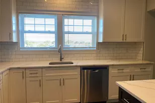 840 Montauk Hwy, Copiague, NY 11726 - Photo 7