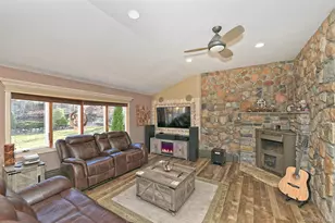 150 Hallock Landing Rd, Rocky Point, NY 11778 - Photo 9