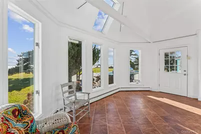 6 Last Lane, Hampton Bays, NY 11946 - Photo 9