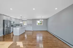 445 45th St, Copiague, NY 11726 - Photo 11