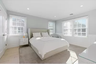 1697 Bay Boulevard, Atlantic Beach, NY 11509 - Photo 23