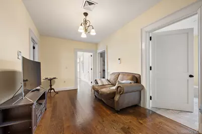 5041 Goodridge Avenue, Bronx, NY 10471 - Photo 19