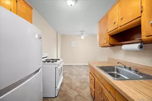 126 Church St, New Rochelle, NY 10805 - Photo 9