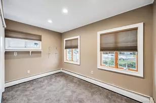 143 Blacksmith Rd E, Levittown, NY 11756 - Photo 13