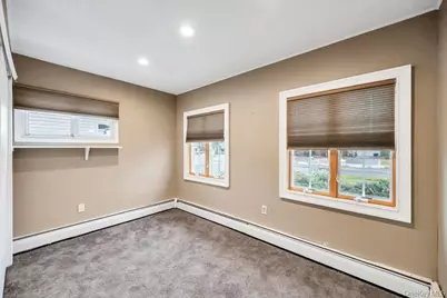 143 Blacksmith Road E, Levittown, NY 11756 - Photo 3