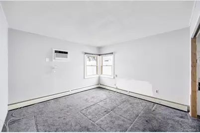 143 Blacksmith Road E, Levittown, NY 11756 - Photo 15