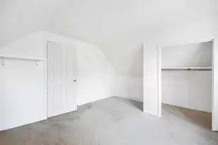 143 Blacksmith Rd E, Levittown, NY 11756 - Photo 11