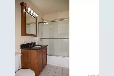 387C Great East Neck Road #387C, West Babylon, NY 11704 - Photo 9