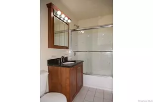 387C Great East Neck Rd, West Babylon, NY 11704 - Photo 9