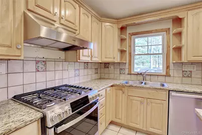 158 Summit Park Road, Spring Valley, NY 10977 - Photo 5