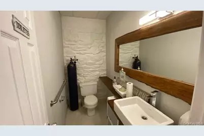 494 New Rochelle Road, Bronxville, NY 10708 - Photo 5