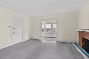 63 Grant Ave, White Plains, NY 10603 - Photo 17