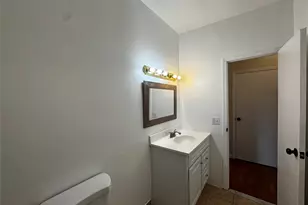 8 Whitman Ct, Middletown, NY 10941 - Photo 15