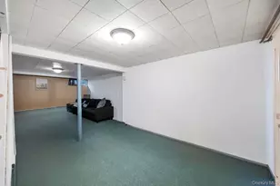 24 W Oak St, Farmingdale, NY 11735 - Photo 13